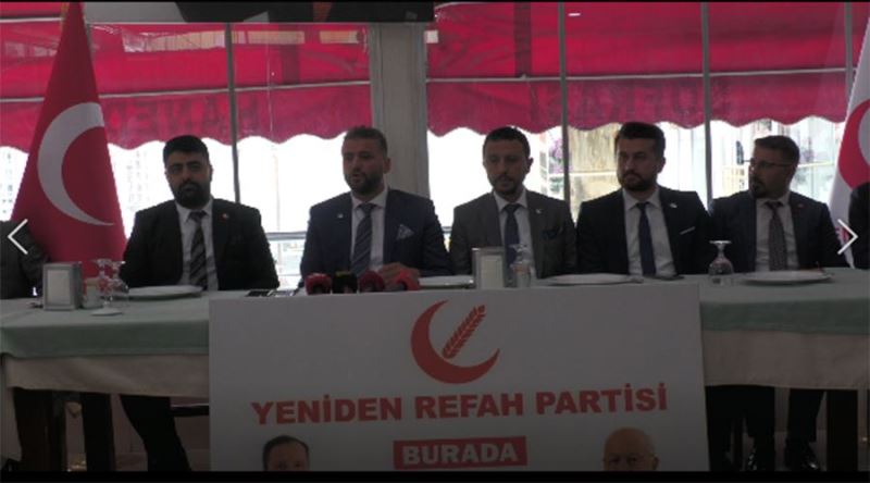 Yarız, “Türkiye’nin En Hızlı Büyüyen Siyasi Partisi Olma Onurunu Yaşıyoruz”