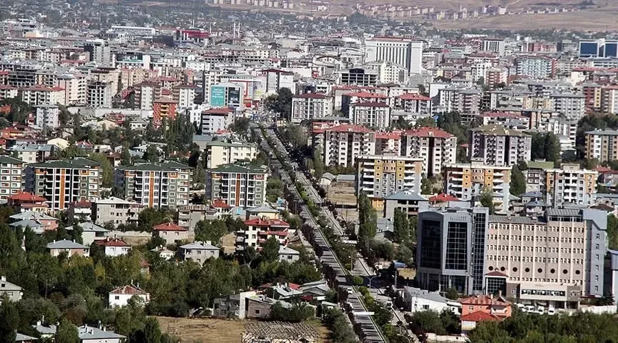 Van Taşıt Devirlerinde Bölge Dördüncüsü! Doğu Anadolu Taşıt Pazarında Gözleri Üzerine Çekti!