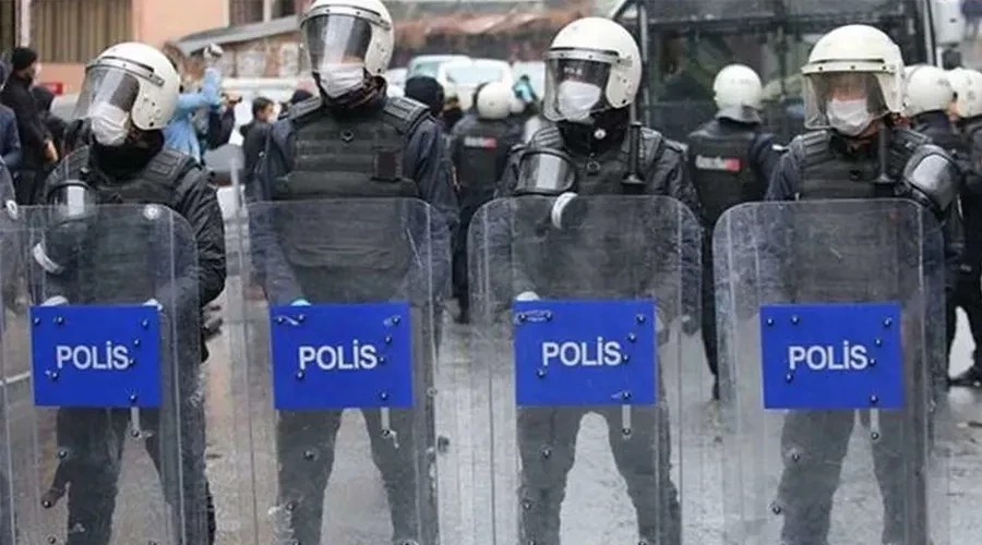 Van Valiliği Eylem, Gösteri ve Yürüyüş  Yasağı Süresi Uzatıldı!