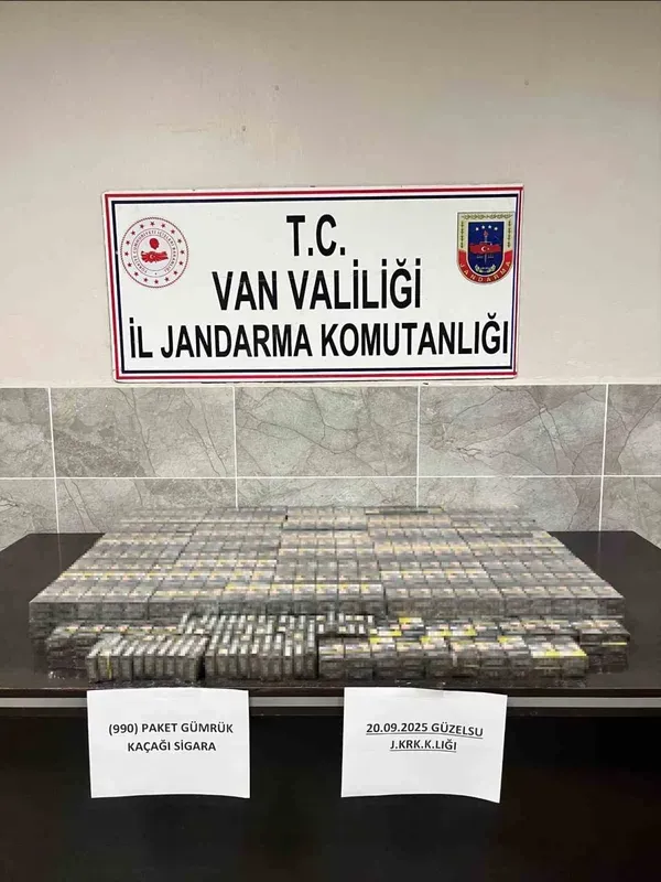 Van’da 990 paket kaçak sigara ele geçirildi