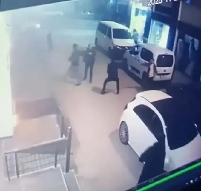 Otel sahibi ve oğlunun öldürülme anı görüntüleri ortaya çıktı