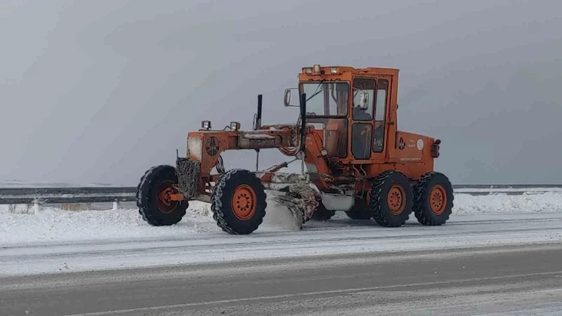 Van’da kar yağışı yüksek kesimlerde etkili oldu