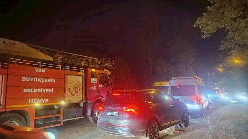Bahçesaray’da çaya düşen kız çocuğu hayatını kaybetti