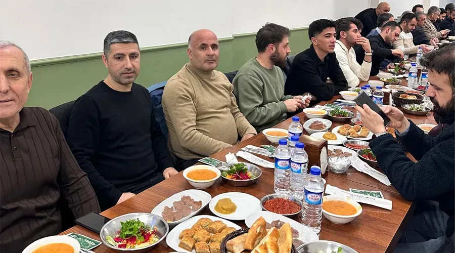 Van Bingöl Derneği’nden Anlamlı İftar Buluşması: Gönüller Bir Arada