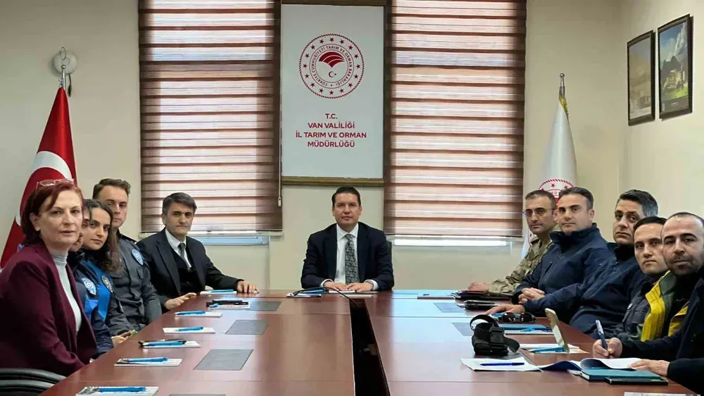 Van’da inci kefali av yasağı öncesi komisyon toplantısı yapıldı
