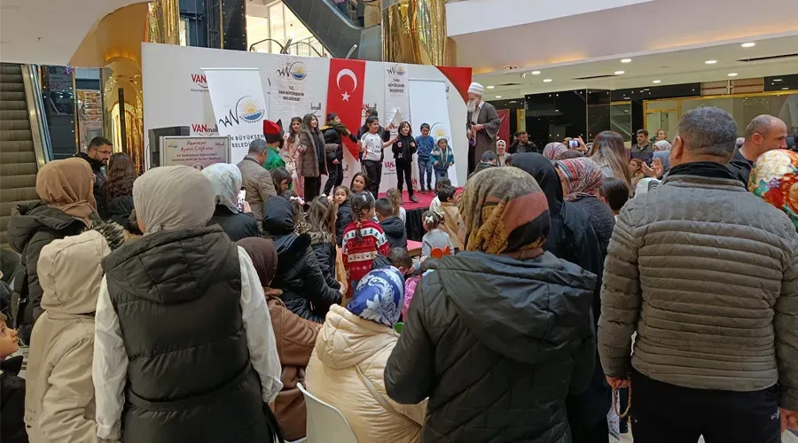 Van'da Ramazan Coşkusu Geleneksel Eğlencelerle Sürüyor