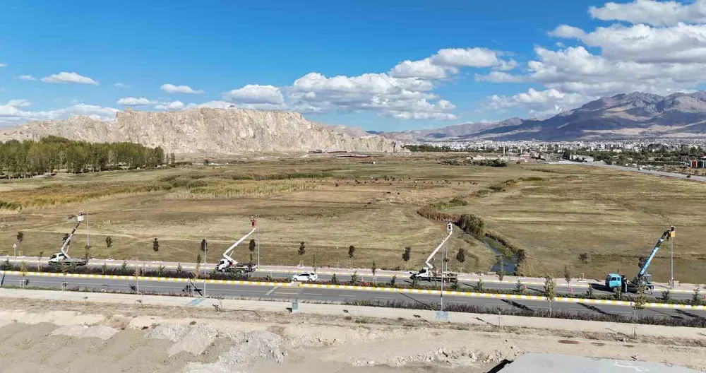 VEDAŞ’tan gündüz yanan aydınlatma açıklaması