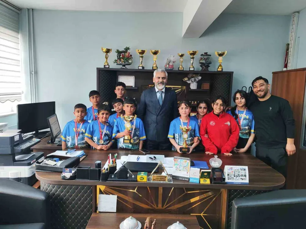 Van Edremit Süphan Ortaokulundan büyük başarı
